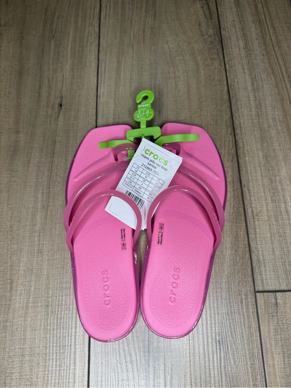 CROCS Miami Jelly Toe Loop Sandals Women’s 6 Pink NWT Y2K